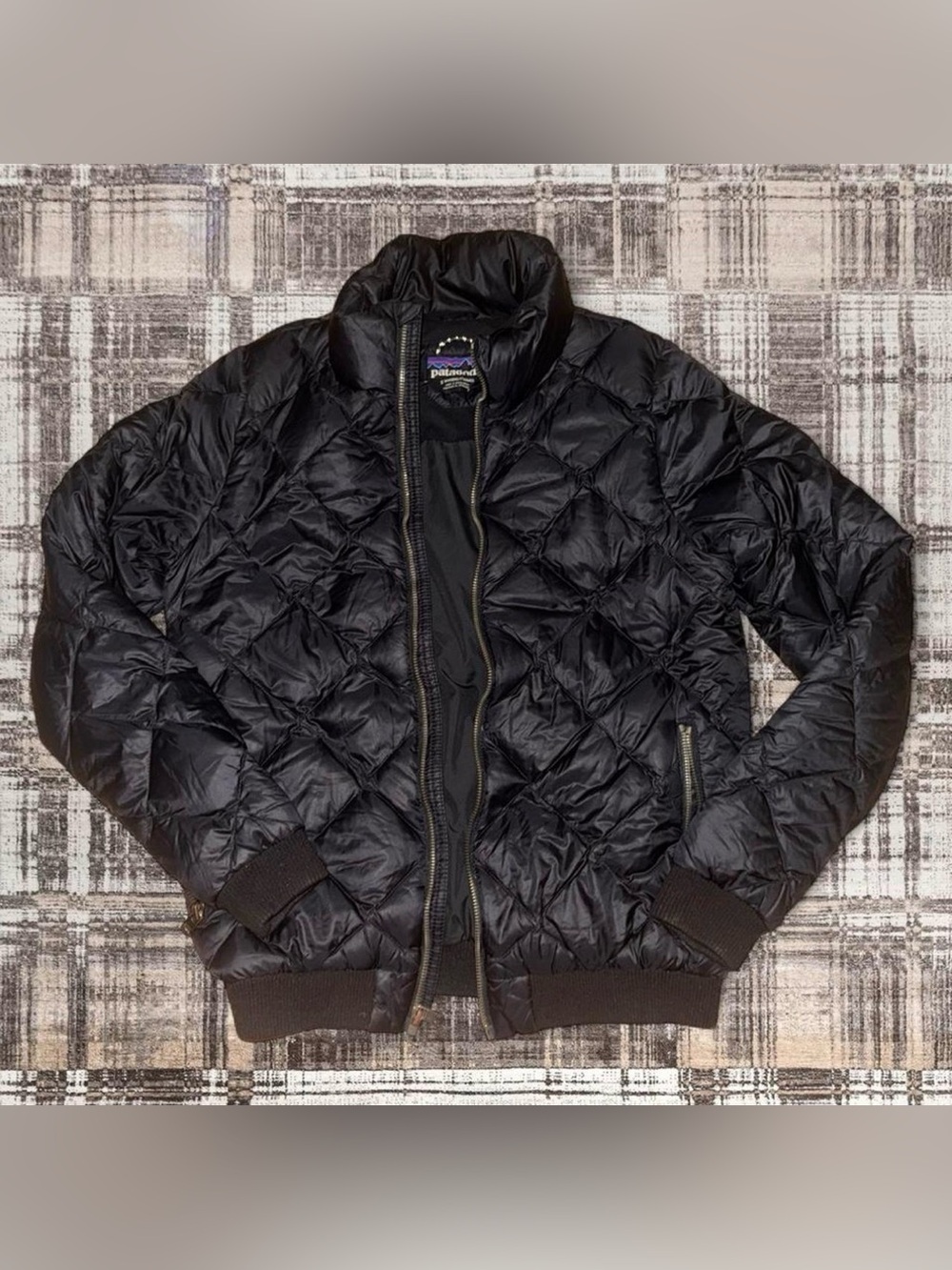 Patagonia women’s black puffer Jacket